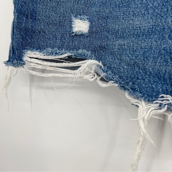 Levi's 501 medium wash button placket frayed raw edge whiskered denim shorts. - Picture 4 of 13